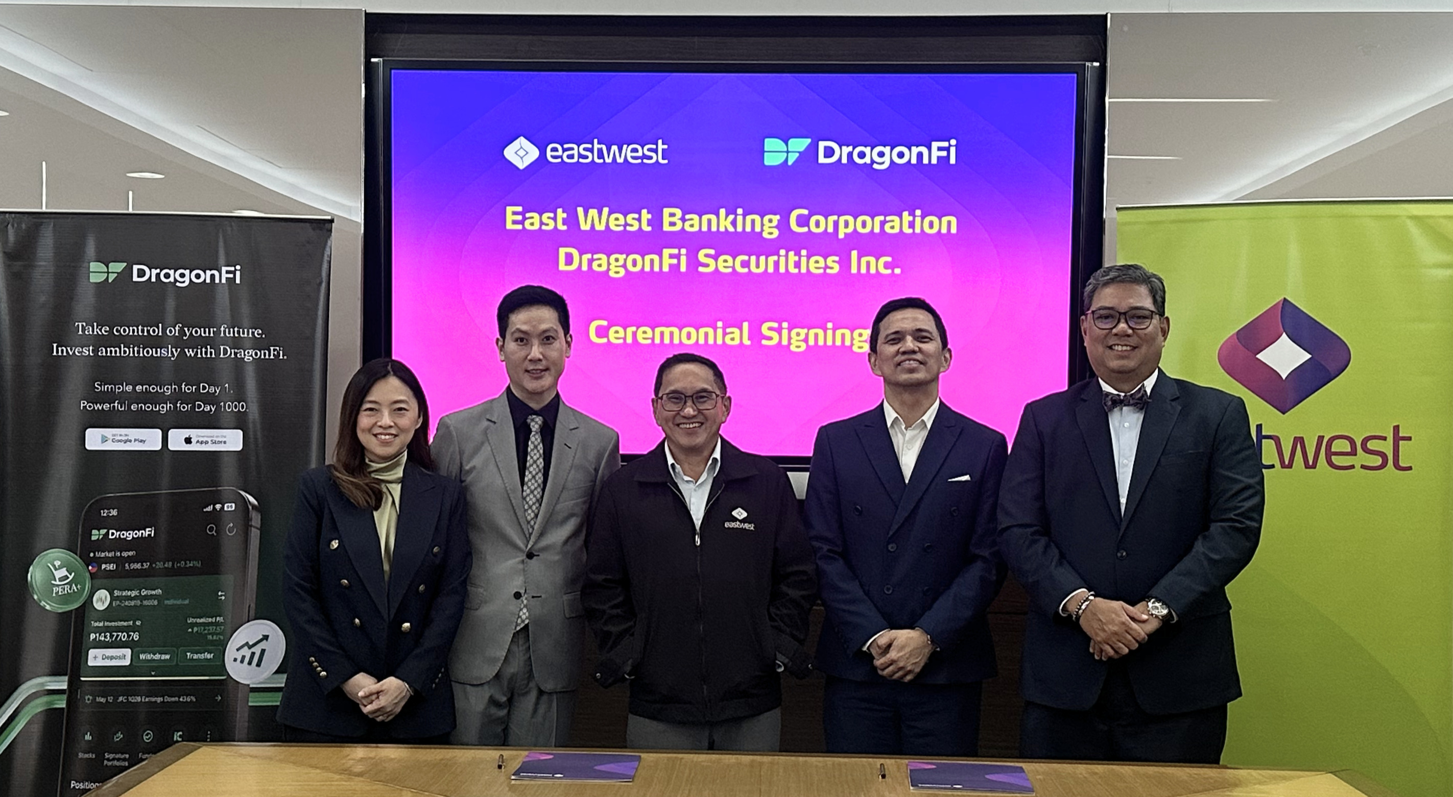 eastwest-dragonfi-luna