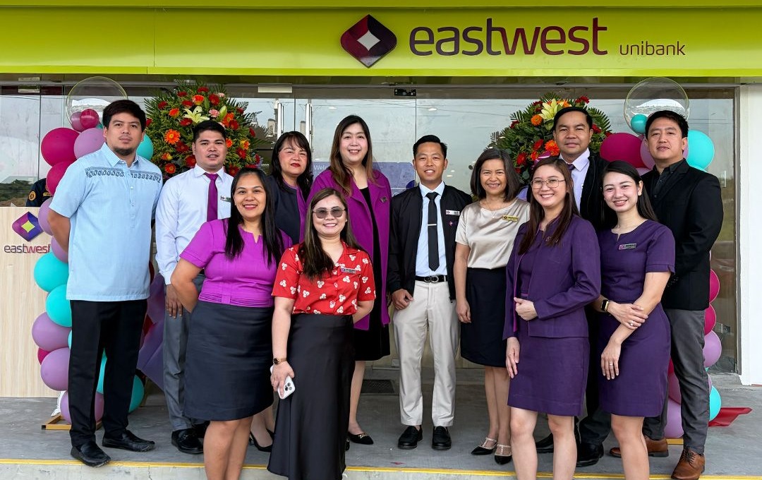 east-west-lima-bank